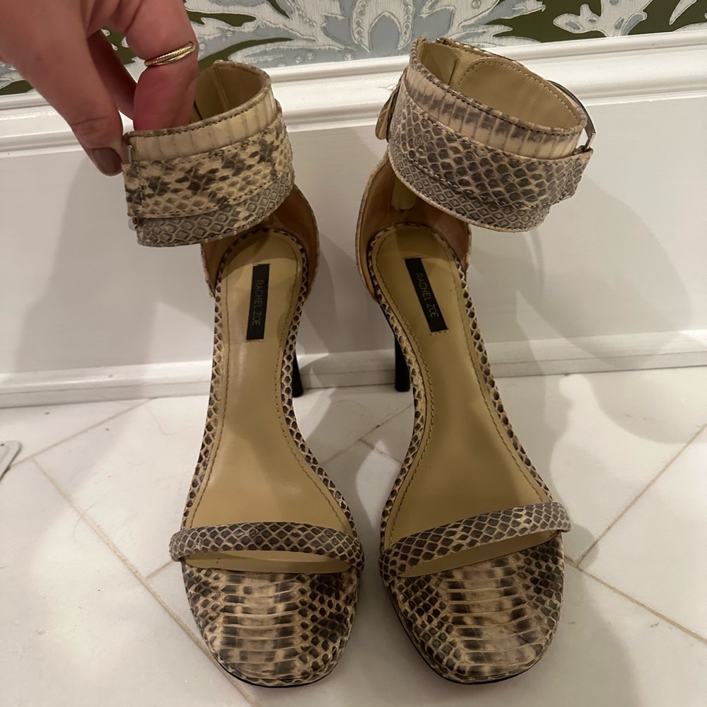 Rachel Zoe taupe and gray snakeskin sandals